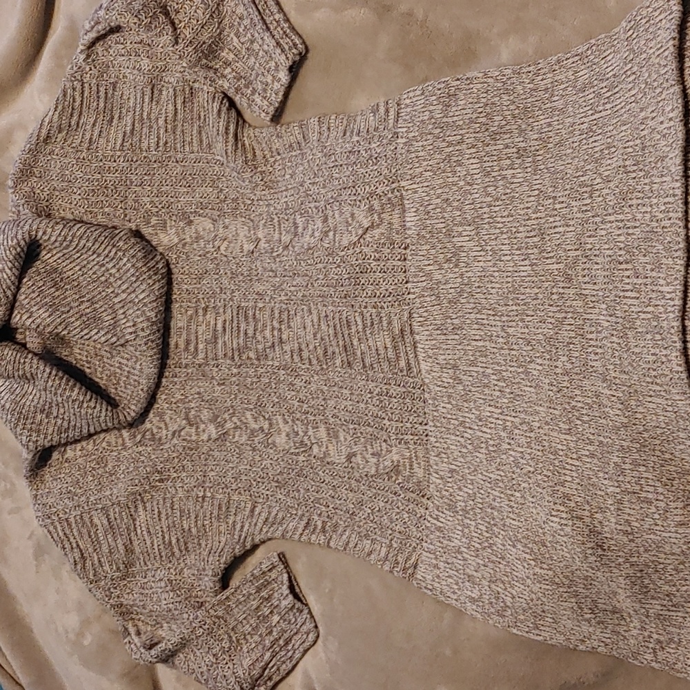 Guilty Long Sweater Sz Lg